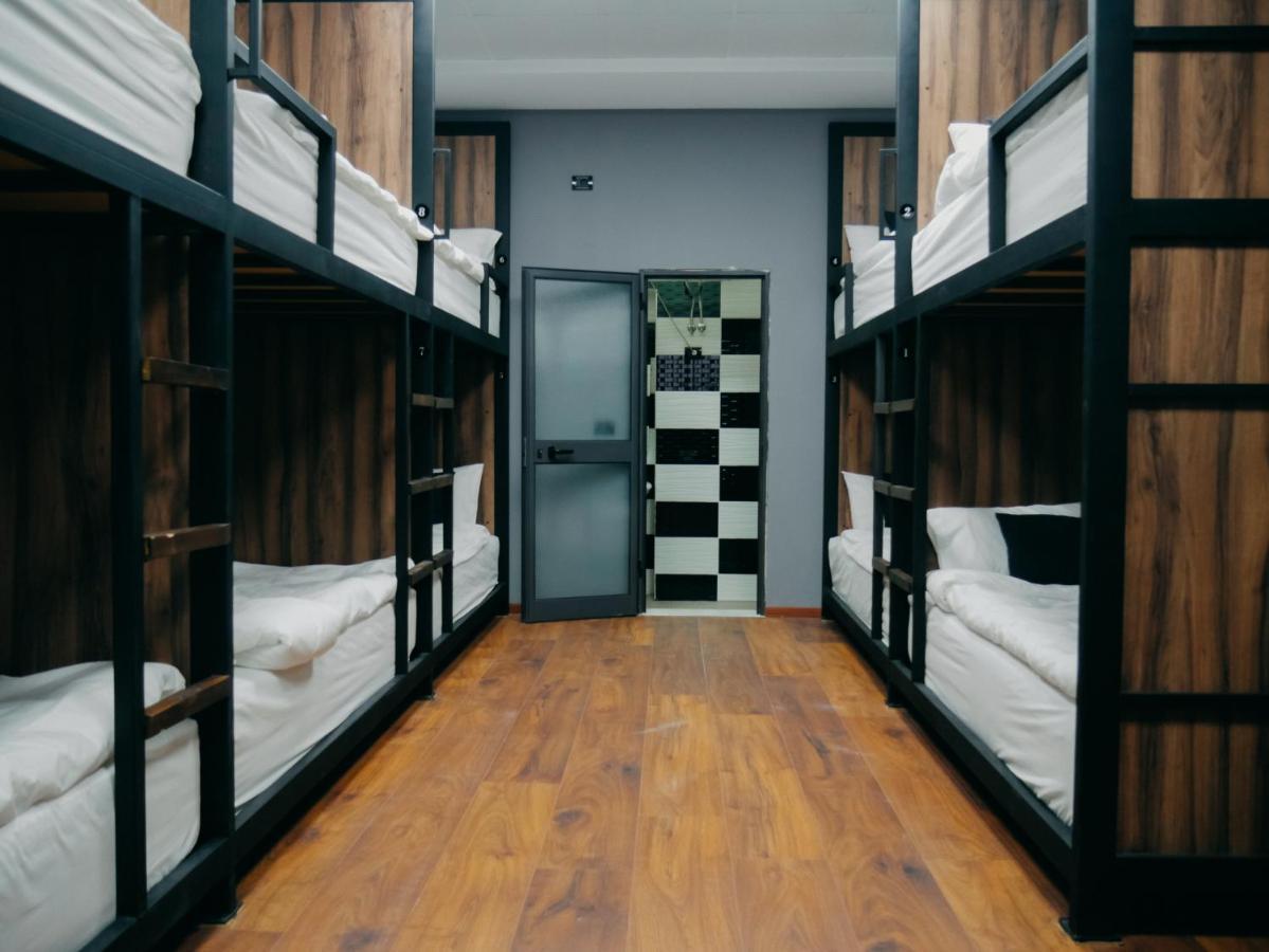 The Maze Hostel Tirana Zewnętrze zdjęcie