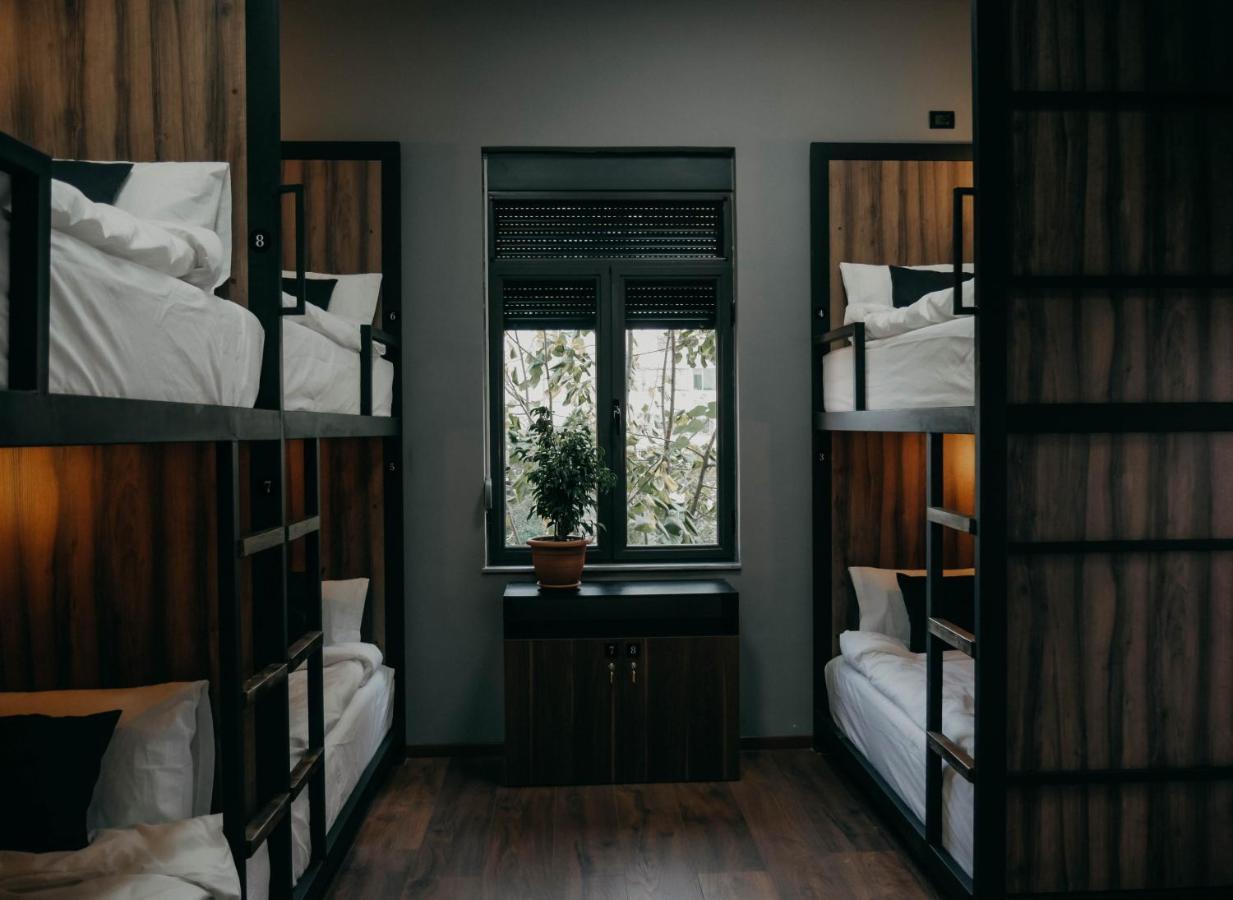 The Maze Hostel Tirana Zewnętrze zdjęcie