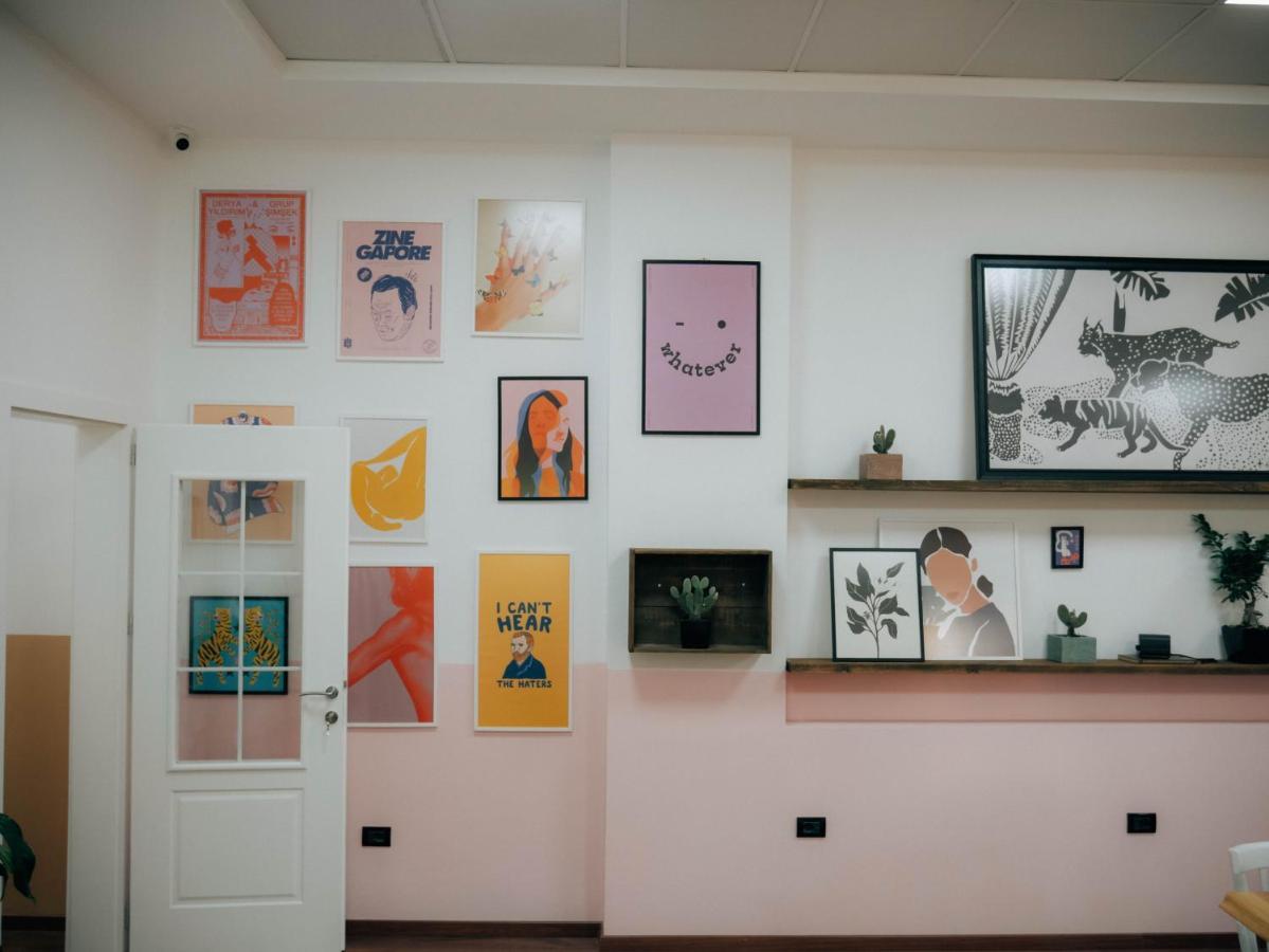 The Maze Hostel Tirana Zewnętrze zdjęcie