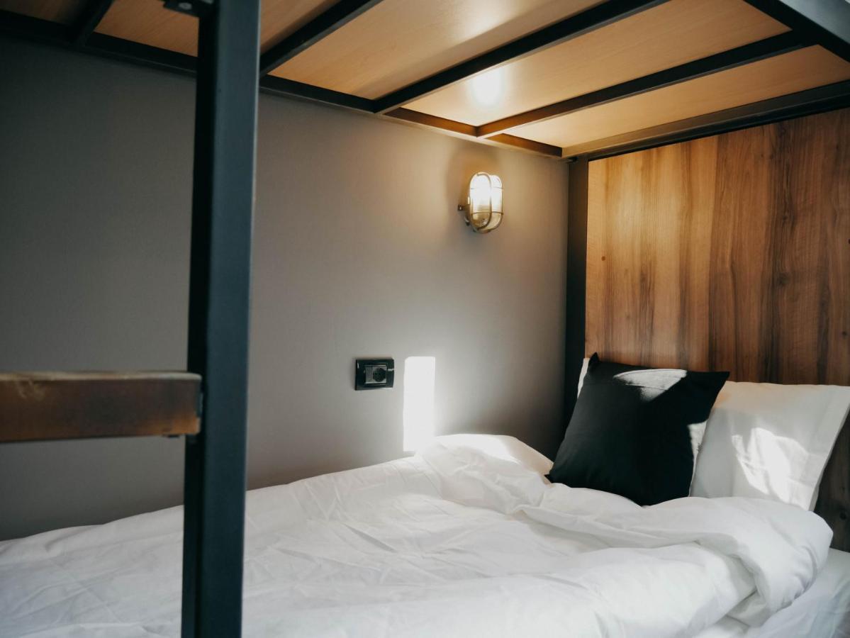 The Maze Hostel Tirana Zewnętrze zdjęcie