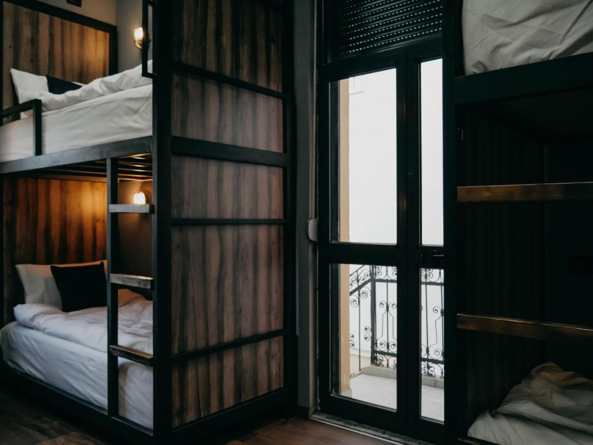 The Maze Hostel Tirana Zewnętrze zdjęcie