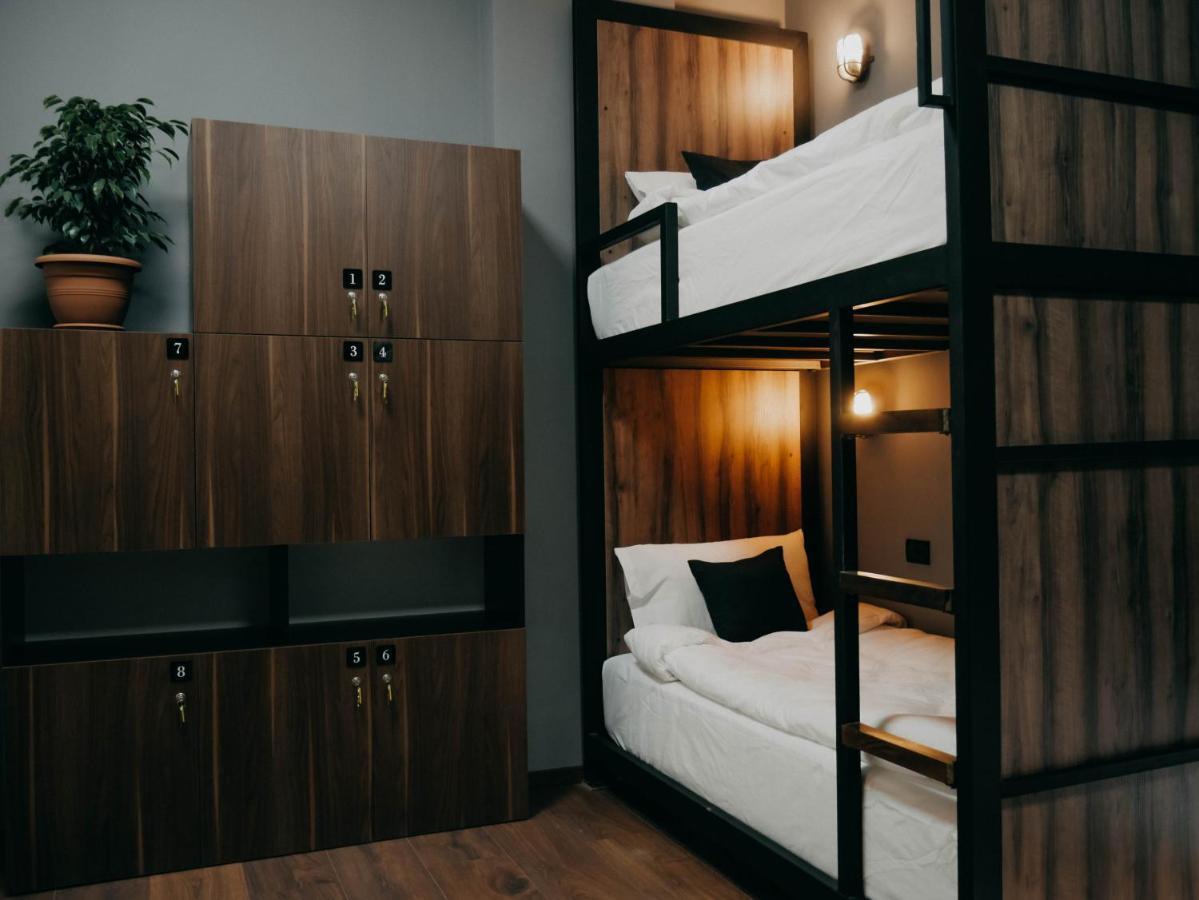 The Maze Hostel Tirana Zewnętrze zdjęcie