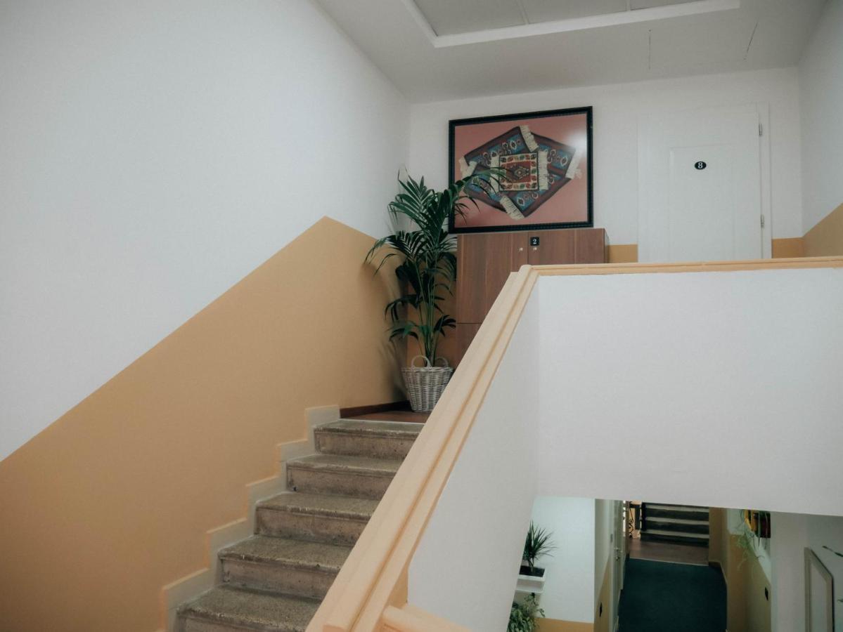 The Maze Hostel Tirana Zewnętrze zdjęcie