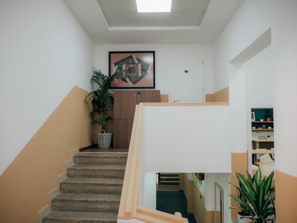 The Maze Hostel Tirana Zewnętrze zdjęcie