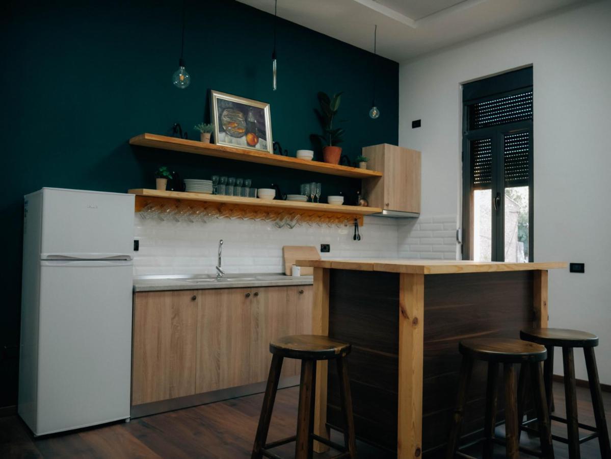 The Maze Hostel Tirana Zewnętrze zdjęcie