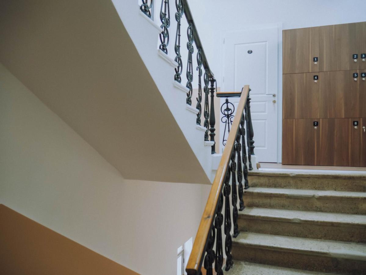 The Maze Hostel Tirana Zewnętrze zdjęcie
